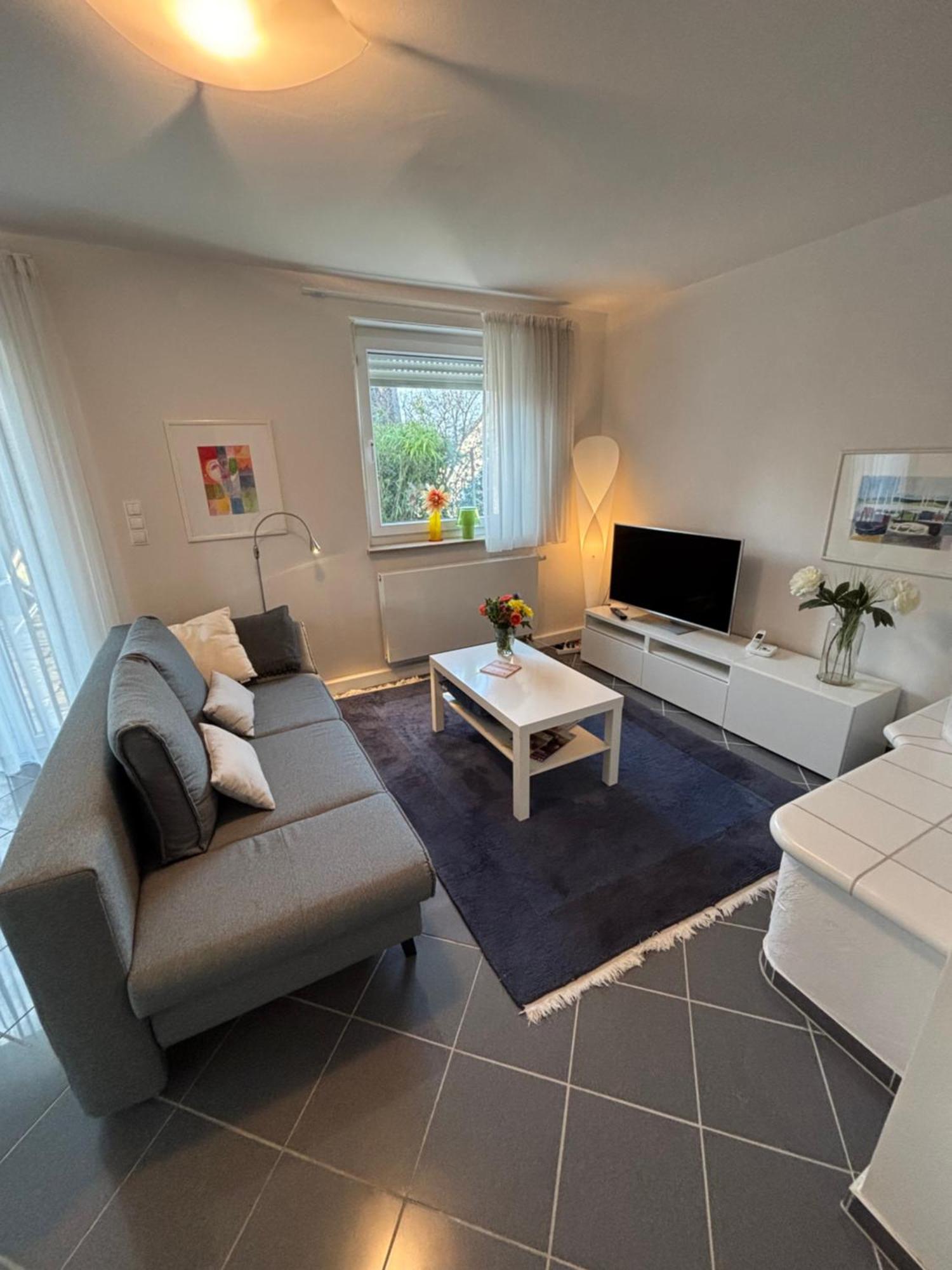 Charmante Ferienwohnung Fuer 2-3 Gaeste Wuerzburg Hoechberg Exterior photo